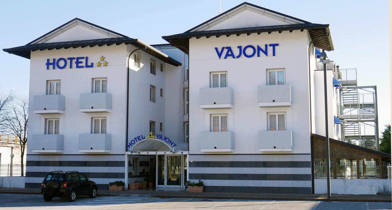 Hotel Vajont Vaiont Luaran gambar